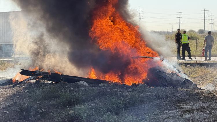 'You just want to help': Witness recounts deadly Fort Worth plane crash — WFAA (Dallas-Fort Worth), Palo Alto Community news