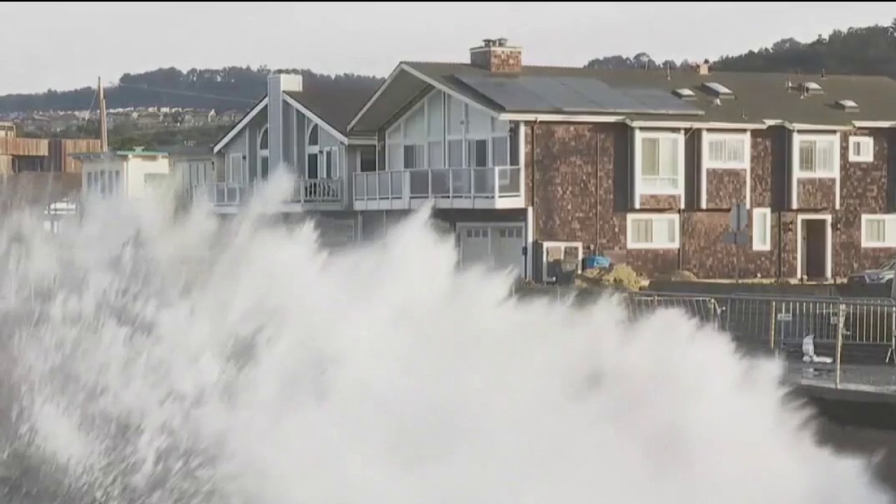 Residents prepare for potential flooding in Atherton due to Super El Niño.